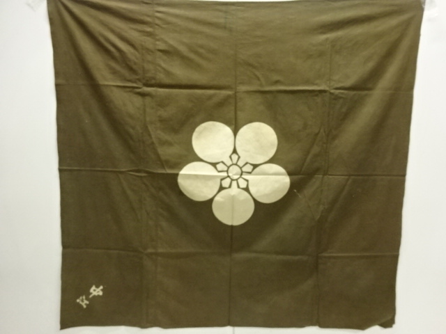 JAPANESE KIMONO / ANTIQUE FUROSHIKI CLOTH / COTTON / FAMILY CREST